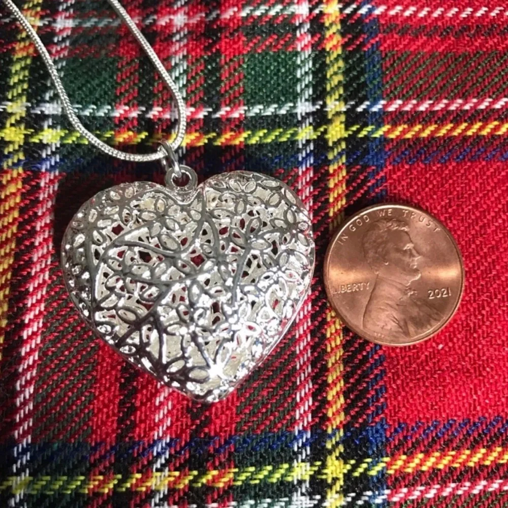 Sterling Silver Heart Filigree Pendant Necklace